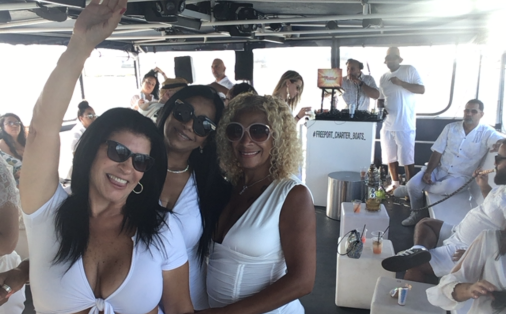 You are currently viewing Experience Elegance: White Party Aboard The Freeport Gem